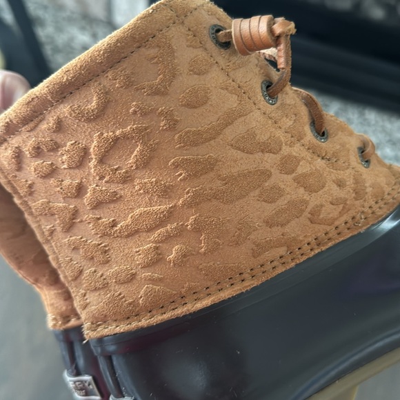 Sperry Boots - Picture 9 of 9